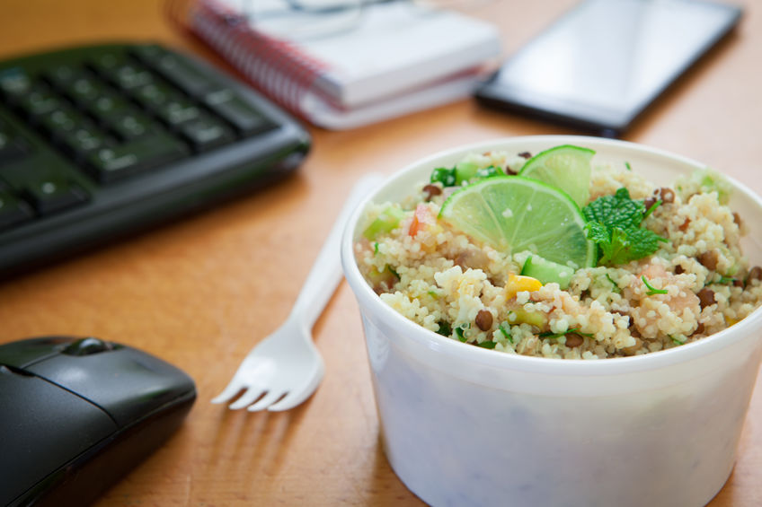 So einfach ist ein gesundes Mittagessen im Büro  - Gesundes Mittagessen fürs Büro | buero-blitz.ch