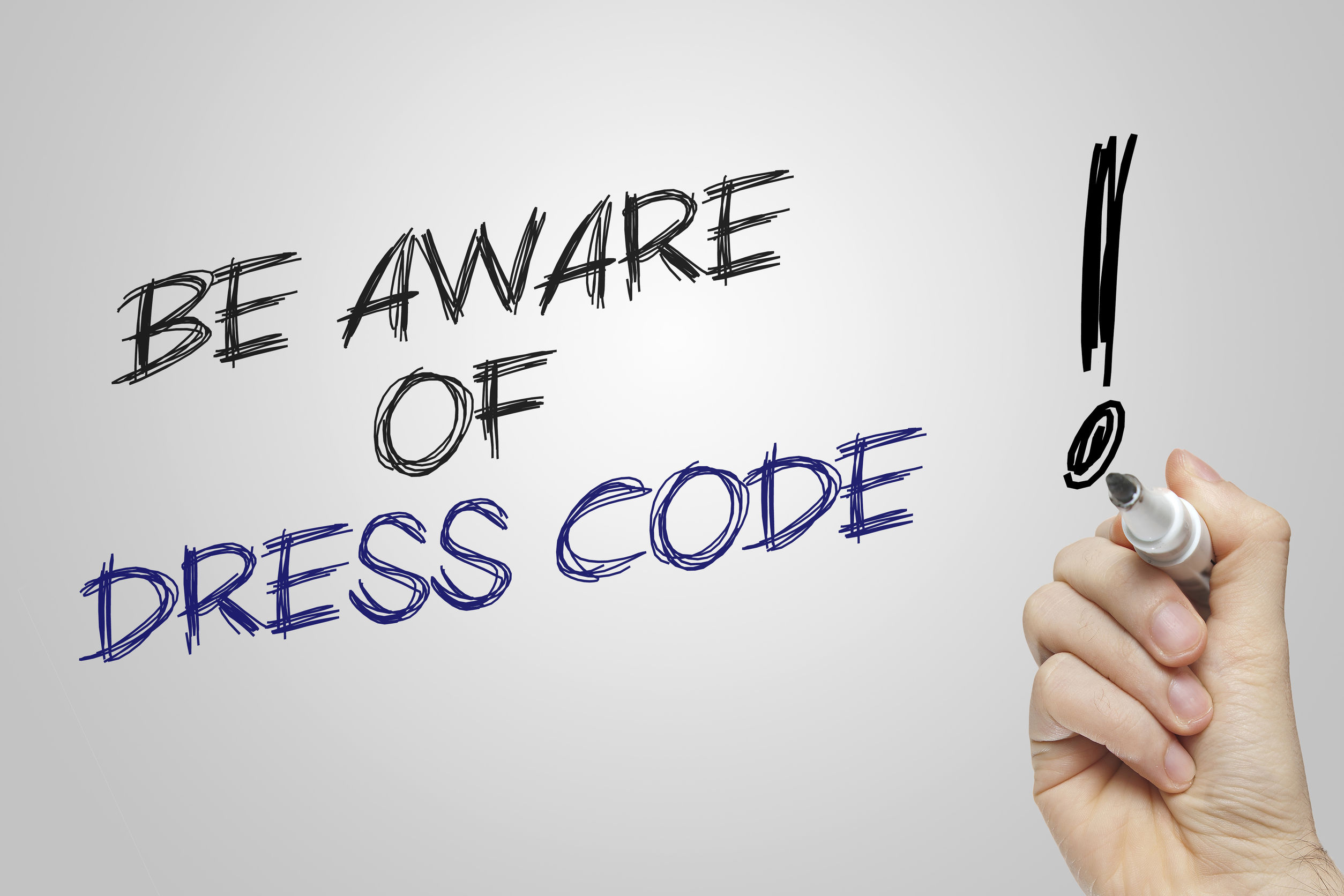 Büro-Dresscodes: Diese Fehler sollten Sie unbedingt vermeiden - Büro-Dresscode: So gelingt´s| buero-blitz.ch