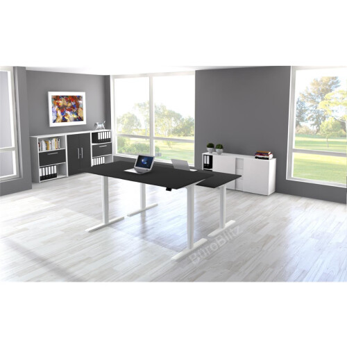 Elektrisch höhenverstellbarer Schreibtisch Serie Flex, im Maß: 200 x 100 cm, Dekor: Weiss, Gestell: Silber