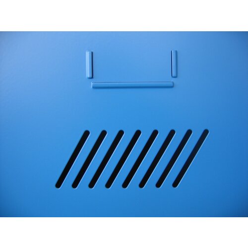 Fächerschrank 4 Fächer, Abteilbreite 300mm, auf Sockel,Korpus: Himmelblau, Türen: Himmelblau, Zylinderschloss