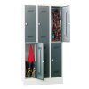 Fächerschrank 6 Fächer, Abteilbreite 300mm, auf Sockel,Korpus: Tiefschwarz, Türen: Tiefschwarz, Zylinderschloss