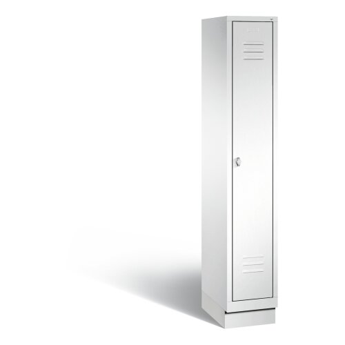 Spind Classic auf Sockel, 1 Abteil, Abteilbreite 300mm, Farbe Korpus: Verkehrsweiß, Farbe Front: Verkehrsweiß