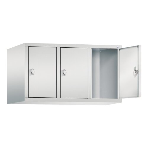 Spind Aufsatzschrank Classic, 3 Abteile, Abteilbreite 300mm, Farbe Korpus: Lichtgrau, Farbe Front: Lichtgrau
