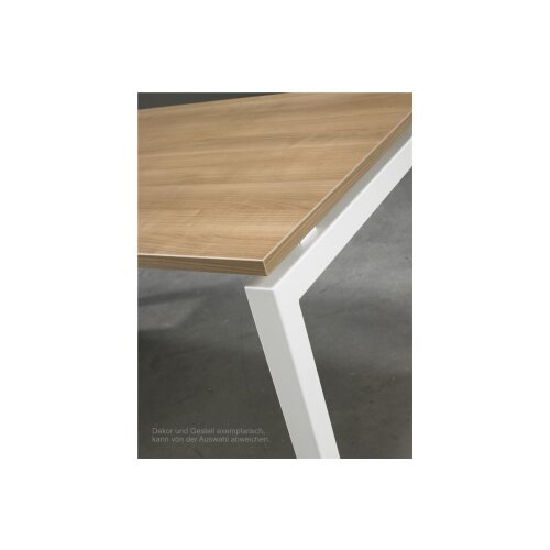 Schreibtisch Serie E1 höhenverstellbar, Dekor Weiss, Gestell Schwarz, Maß: 62-85 h. x 100 t. x 200 br. cm